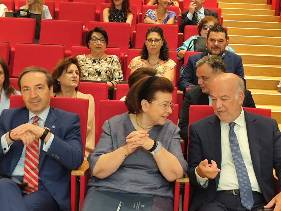 Η Λίνα Μενδώνη με τον Γιώργο Φλωρίδη και τον Γιάννη Μπούγα