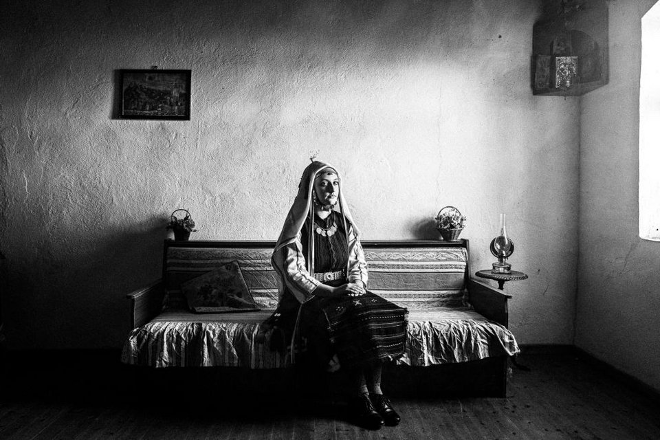 Το Πολιτιστικό Ίδρυμα Ομίλου Πειραιώς παρουσιάζει την περιοδική έκθεση φωτογραφίας του Γιώργου Τατάκη «Καρυάτις Γ’. Θράκη» στο Μουσείο Μετάξης, στο Σουφλι