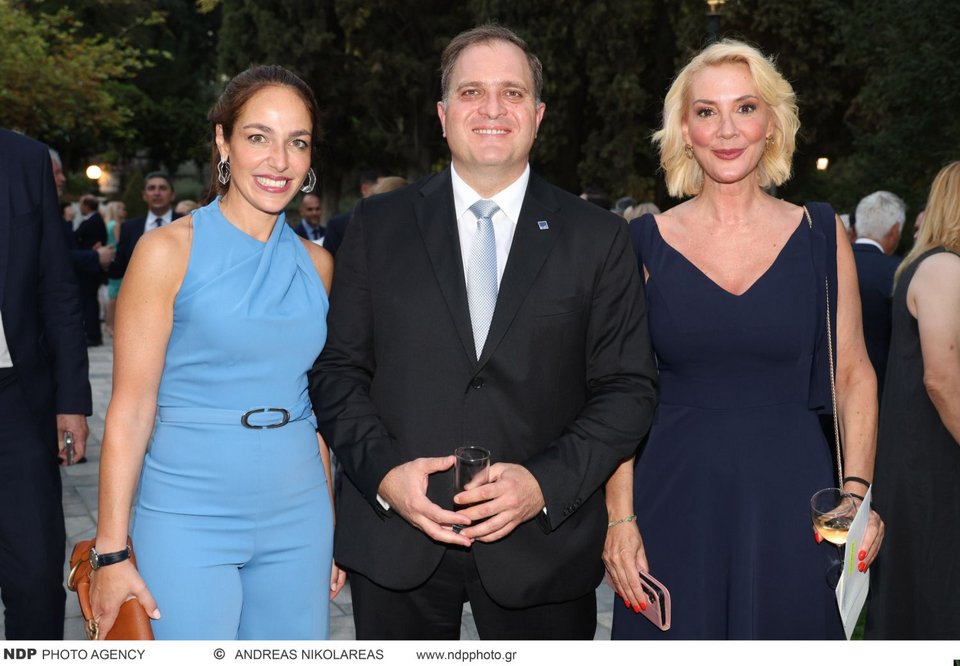 Δόμνα Μιχαηλίδου, Γιώργος Πιτσιλής, Μαρία Νικόλτσιου