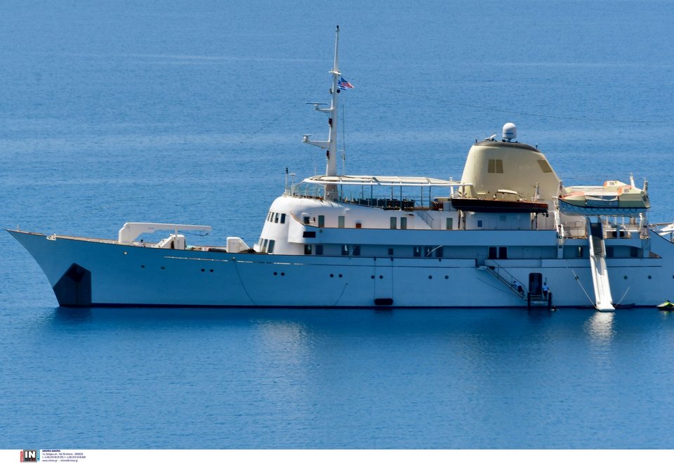 Τα τελευταία χρόνια οι ιδιοκτήτες της «Christina O» τη διαθέτουν ως γιοτ προς ναύλωση