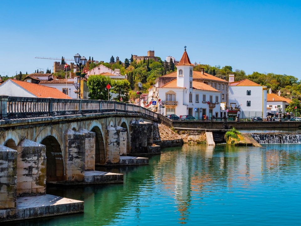Το Tomar