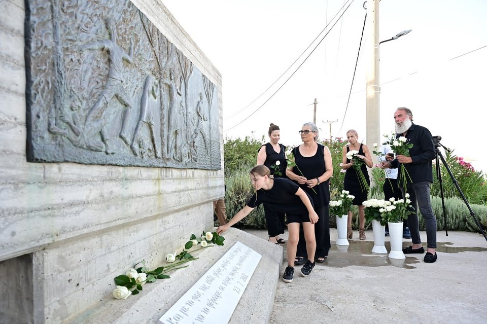 Τρισάγιο για την 7η επέτειο από την τραγωδία στο Μάτι -Φωτογραφία: ΜΙΧΑΛΗΣ ΚΑΡΑΓΙΑΝΝΗΣ/EUROKINISSI