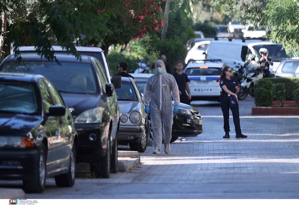 Εντοπίστηκε εκρηκτικός μηχανισμός στο σπίτι του Γ. Πρετεντέρη -Φωτογραφία: Intimenews/ΒΛΑΣΣΟΠΟΥΛΟΥ ΙΣΜΗΝΗ