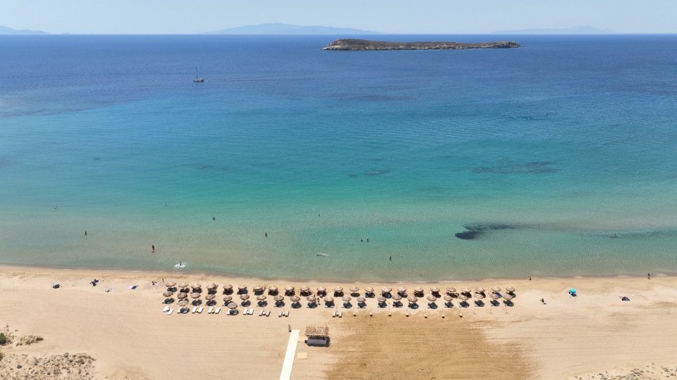 Η Χρυσή Ακτή στην Πάρο