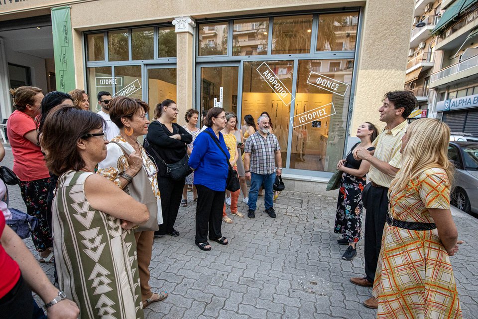 Ποιοι σύχναζαν στην Quinta; Τι δουλειά έχει ο Τσέχοφ στην Κυψέλη; Οι απαντήσεις ζωντανεύουν στα επτά νέα κυριακάτικα ραντεβού της διαδρομής