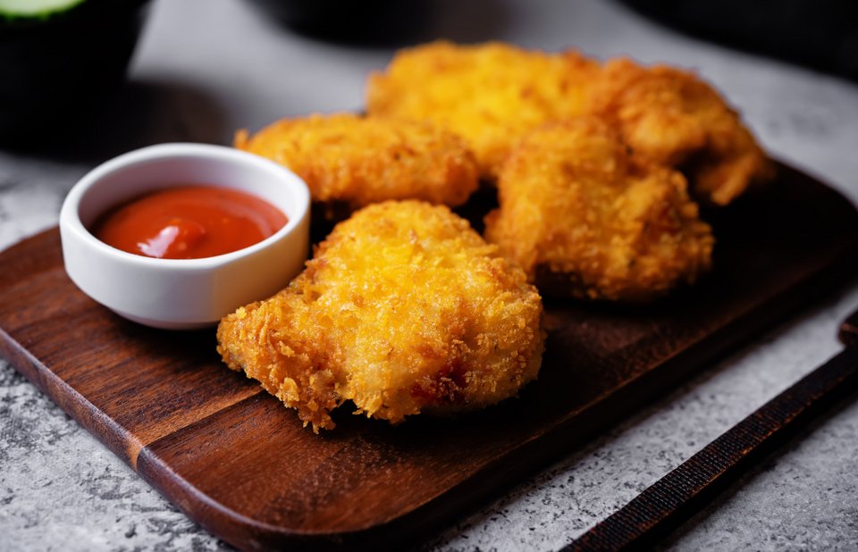 Το τηγανιτό κοτόπουλο θα χάσει την τραγανότητά του εάν το αποθηκεύσετε στην κατάψυξη 