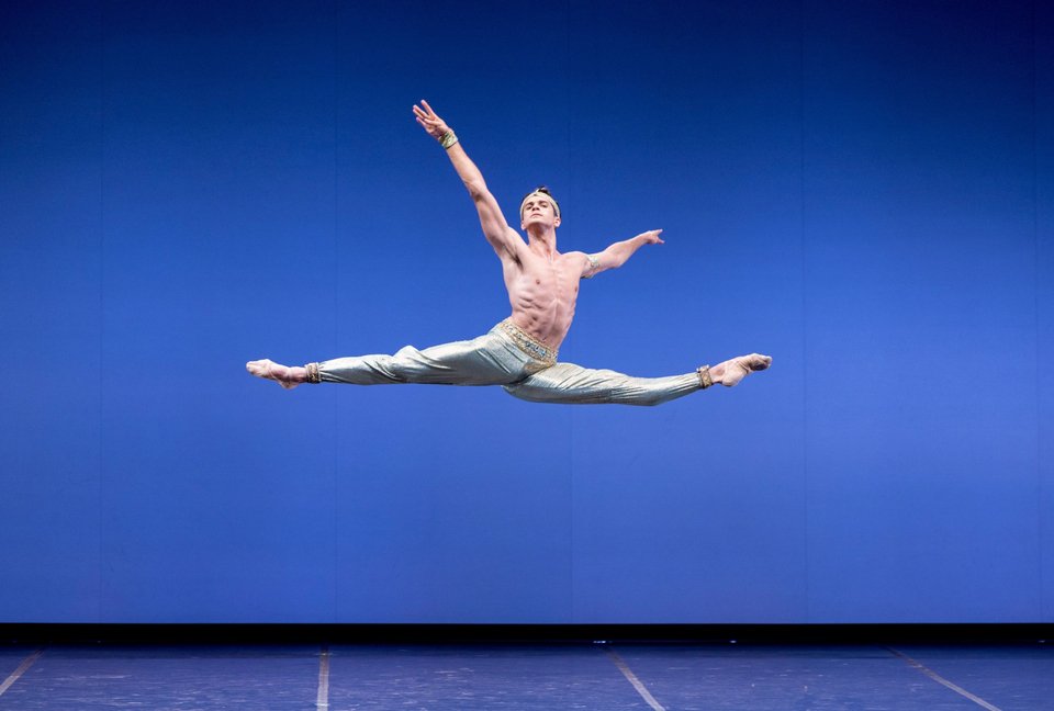 REECE CLARKE από το διάσημο ROYAL BALLET
