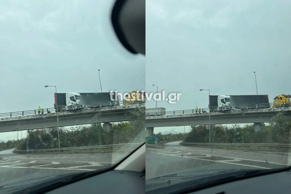 Εκτροπή νταλίκας στην ΠΑΘΕ