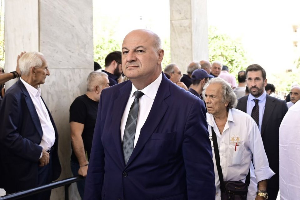 Κώστας Τσιάρας