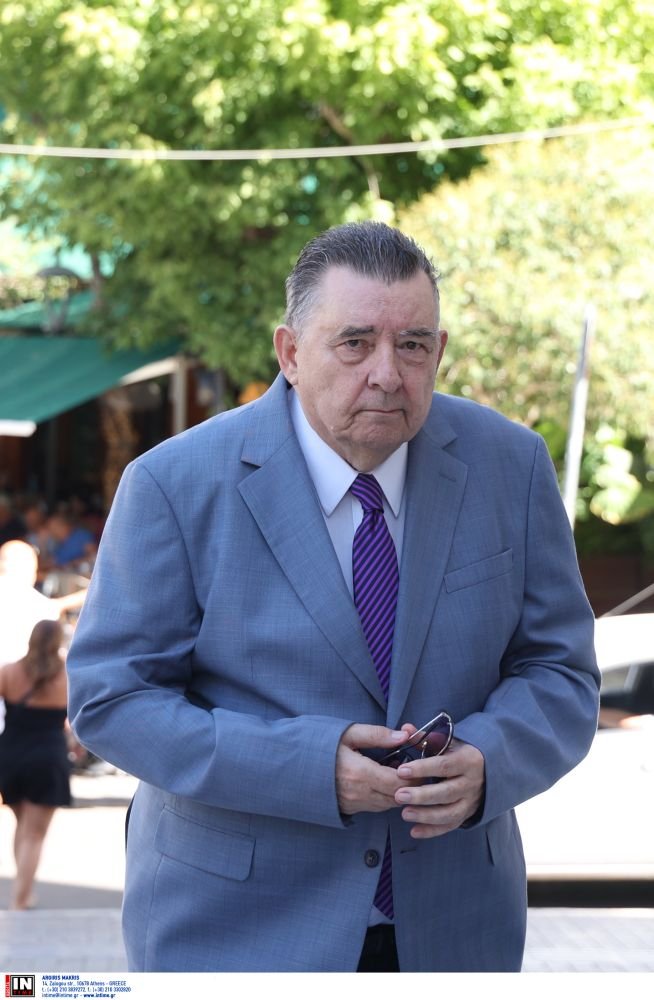 Γιωργος Καρατζαφέρης