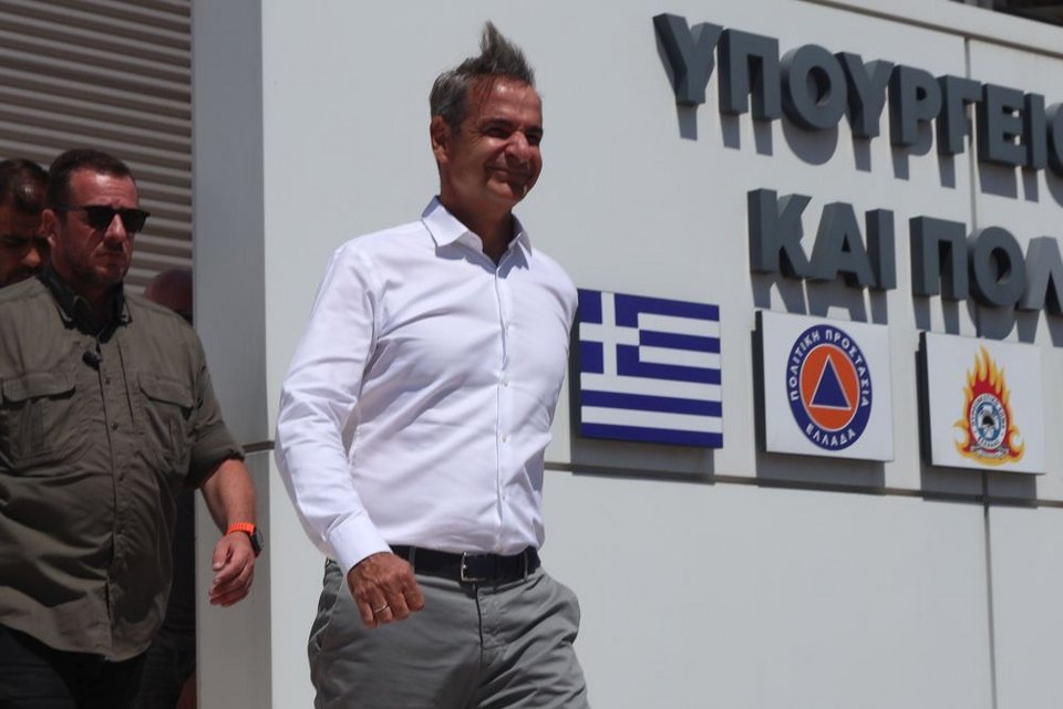 Ο προήδρευσε σε διυπουργική και διακλαδική σύσκεψη για την πορεία αντιμετώπισης των πυρκαγιών που είναι σε εξέλιξη σε όλη τη χώρα