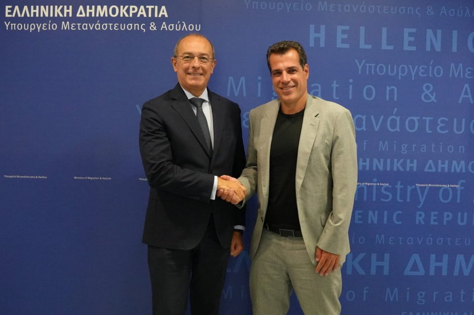 Ο Θάνος Πλεύρης με τον Ιταλό πρέσβη, Πάολο Κουκούλι