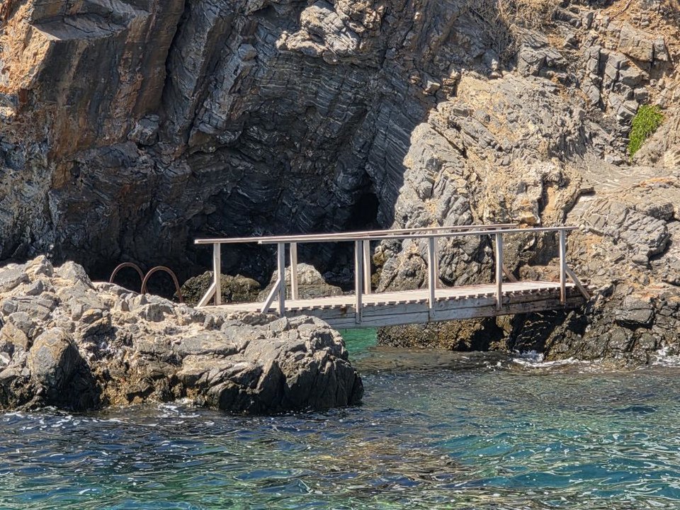 Στη Θάλασσα