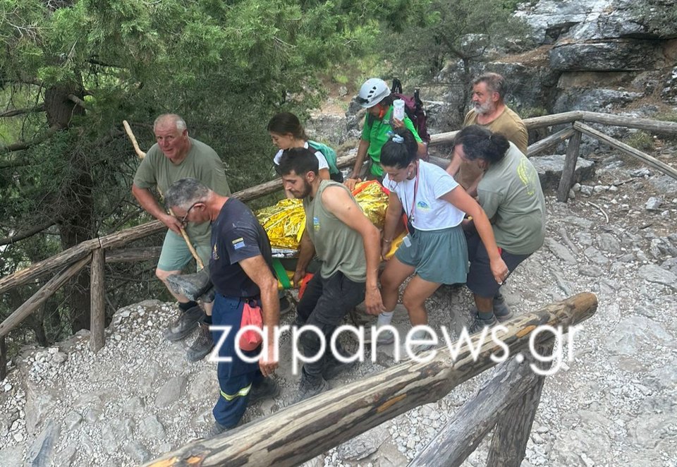Διάσωση τραυματία στο φαράγγι της Σαμαριάς