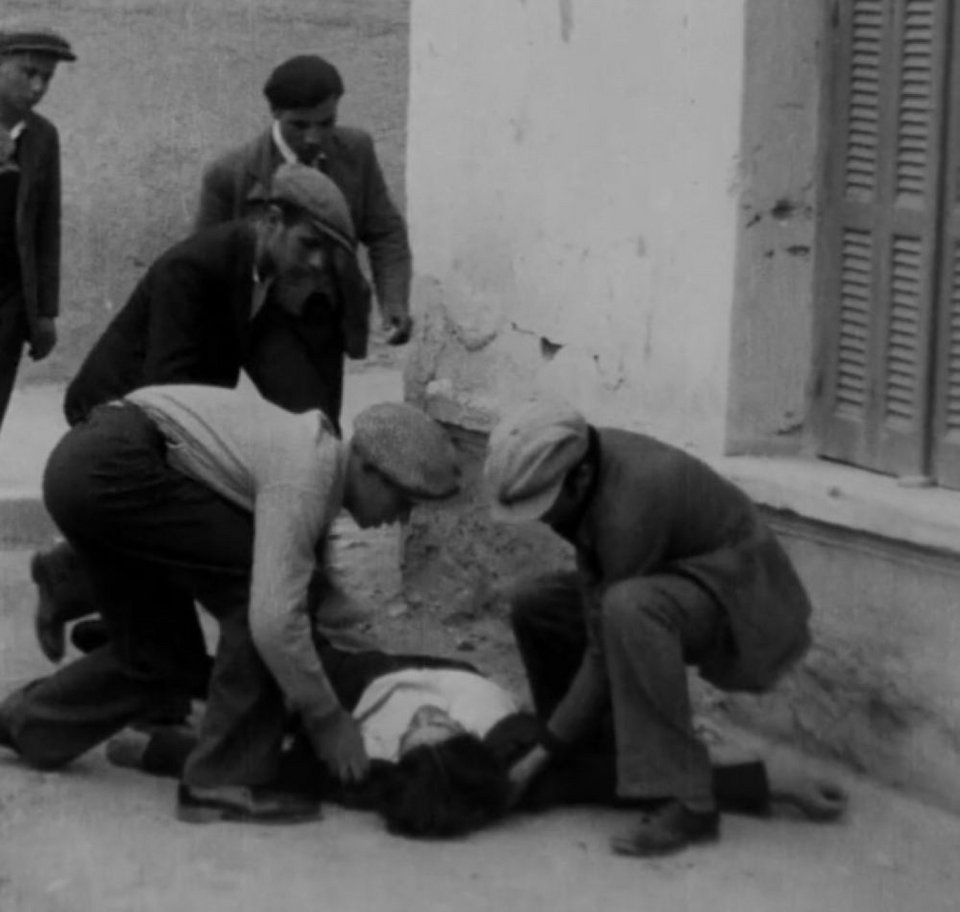 Προβολή της βωβής ταινίας «Κοινωνική Σαπίλα» με ζωντανή μουσική από τους Guitarte Ensemble / Σινέ Παράδεισος | Κορυδαλλός (Αγ. Γεωργίου και Ζάππα 4) / Κυριακή 7 Σεπτεμβρίου | 20:30