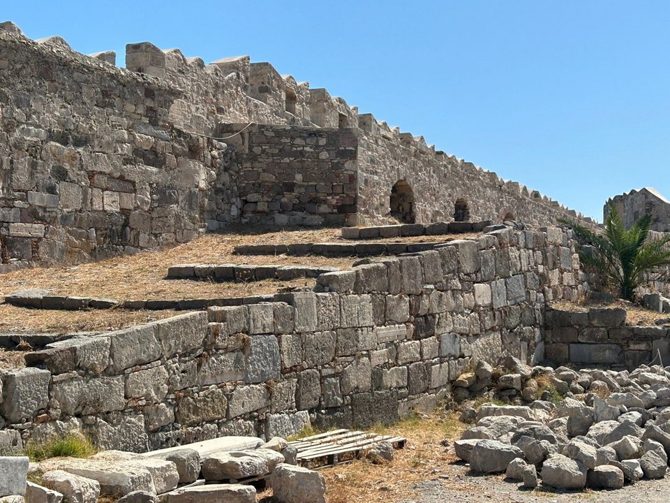 Το Κάστρο της Νερατζιάς