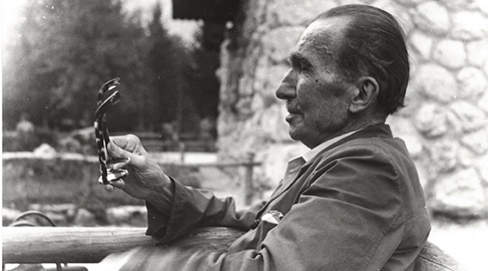 Σε αγγλοσαξονικές αγορές επανεκδόσεις και νέες μεταφράσεις τον κρατούν διαρκώς «εν ενεργεία», οι σκηνές όπερας και θεάτρου ξαναδιαβάζουν τα μυθιστορήματά του / WIKIPEDIA