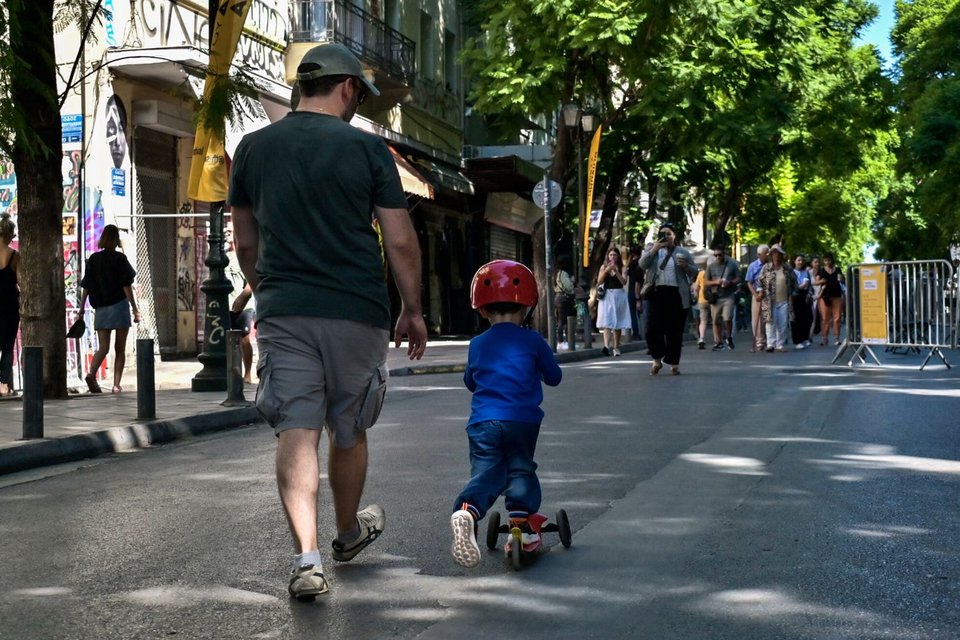 Όμως τα δεδομένα δείχνουν ότι το αν και πόσο περπατάμε εξαρτάται σε μεγάλο βαθμό από το περιβάλλον που μας περιβάλλει, και ειδικότερα από το πώς οι ίδιες οι πόλεις μας έχουν σχεδιαστεί / ΙΝΤΙΜΕ