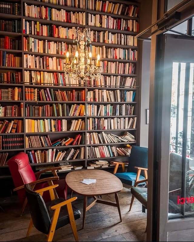 Το Used Book Café στο Παρίσι