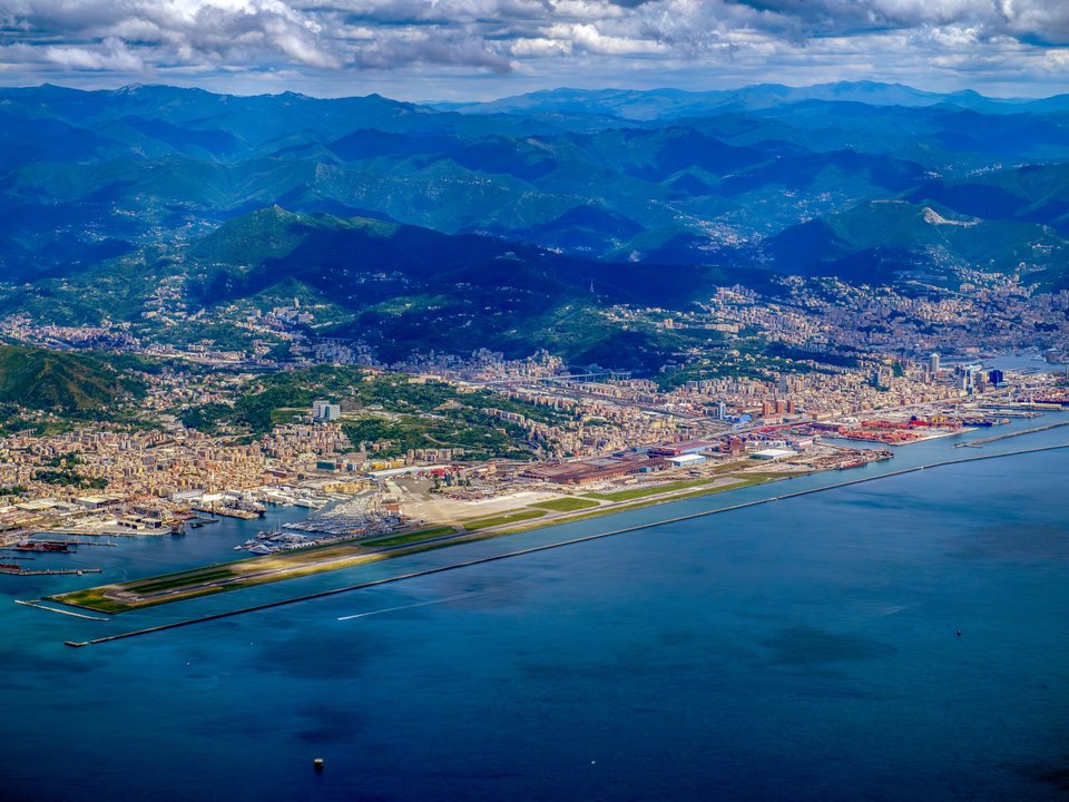 Το αεροδρόμιο Cristoforo Colombo 