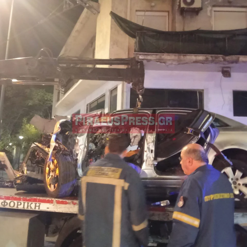 Accident grav la Pireu: Șofer decedat și pasageră în stare critică