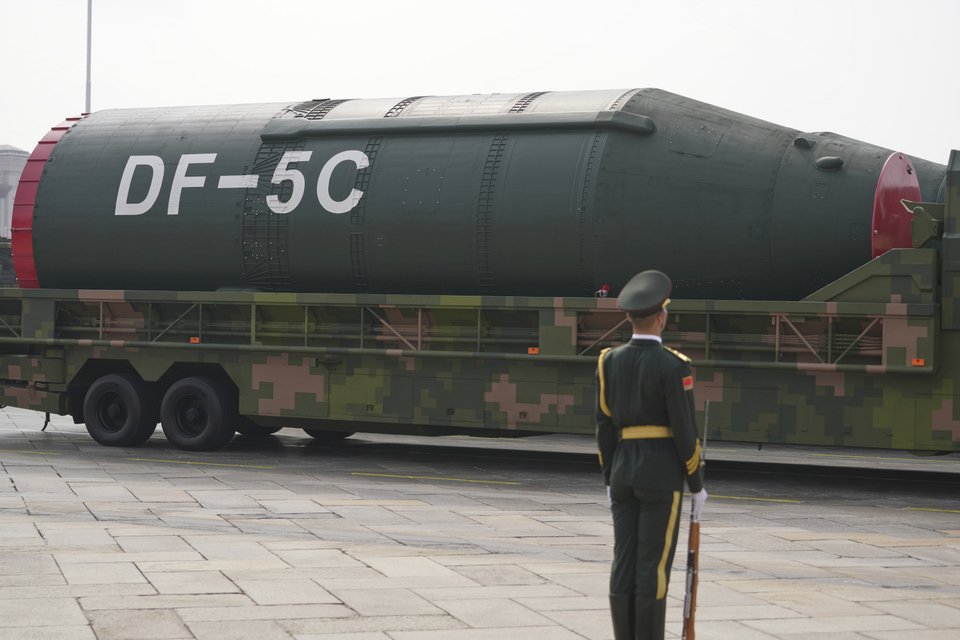 Ο ICBM με την ονομασία DF-5C της Κίνας