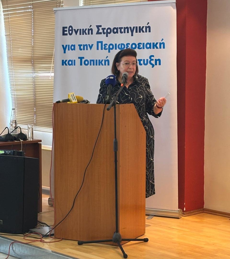Η υπουργός Πολιτισμού, Λίνα Μενδώνη, μιλάει στη Χαλκιδική