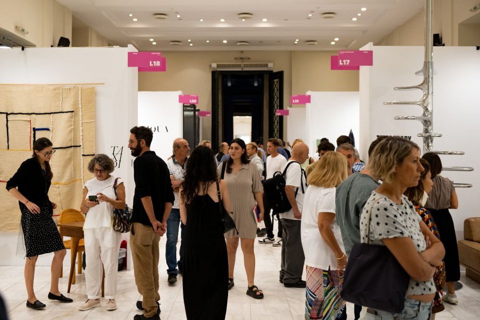 Η μεγαλύτερη ετήσια συνάντηση των εικαστικών τεχνών στην Ελλάδα και μία από τις πιο μακροβιότερες φουάρ της Ευρώπης διοργανώνεται από τον Πανελλήνιο Σύνδεσμο Αιθουσών Τέχνης