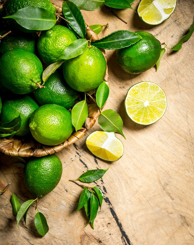 Φρέσκα μοσχολέμονα (λάιμ) / Φωτογραφία: Shutterstock