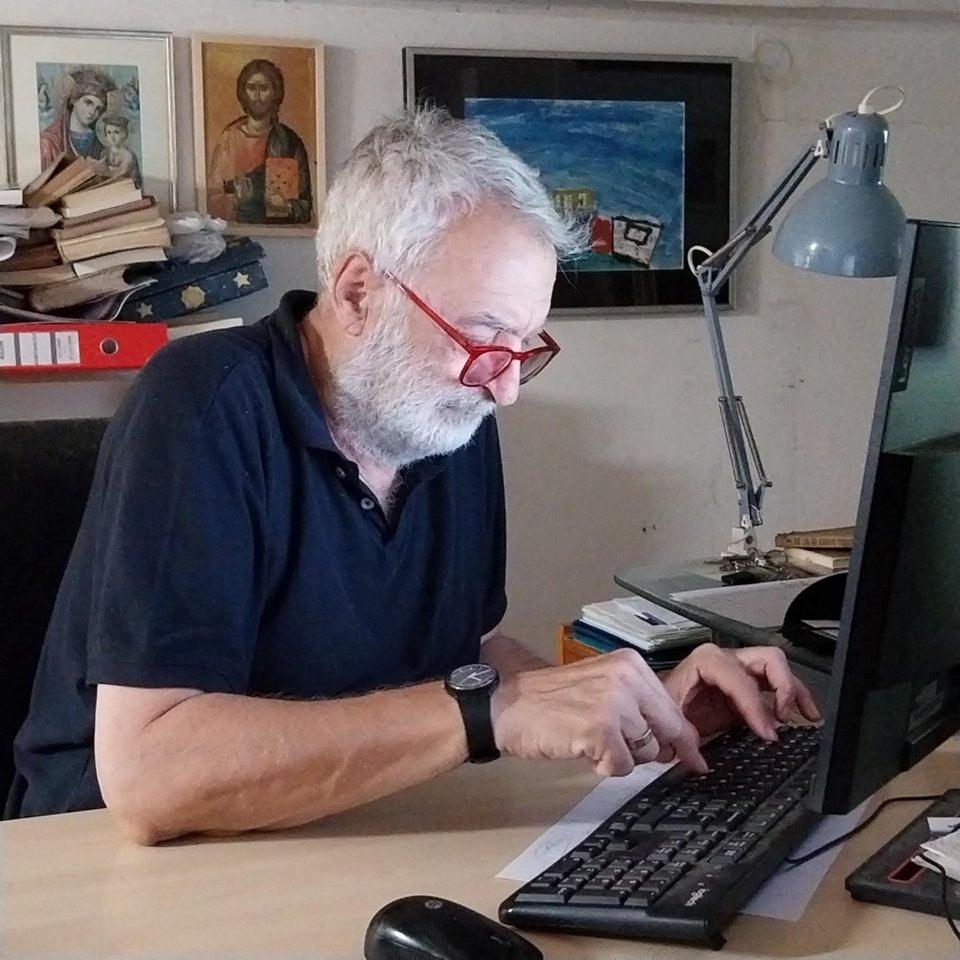 Λεωνίδας Κουρσούμης, o πεύθυνος του παλαιοβιβλιοπωλείου
