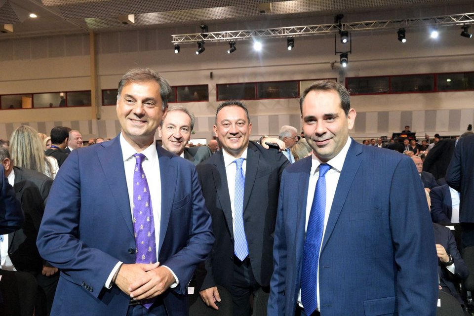 Χάρης Θεοχάρης