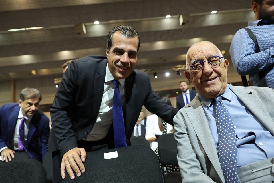 Ο Θάνος Πλεύρης με τον Πρόεδρο της Βουλής Νικήτα Κακλαμάνη