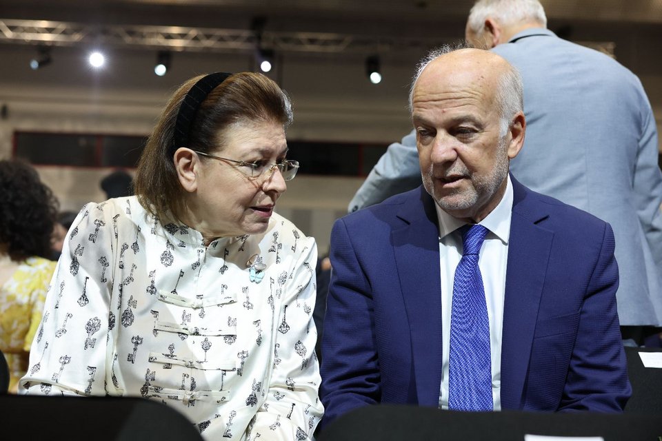 Η υπουργός Πολιτισμού Λίνα Μενδώνη και ο Γιώργος Φλωρίδης