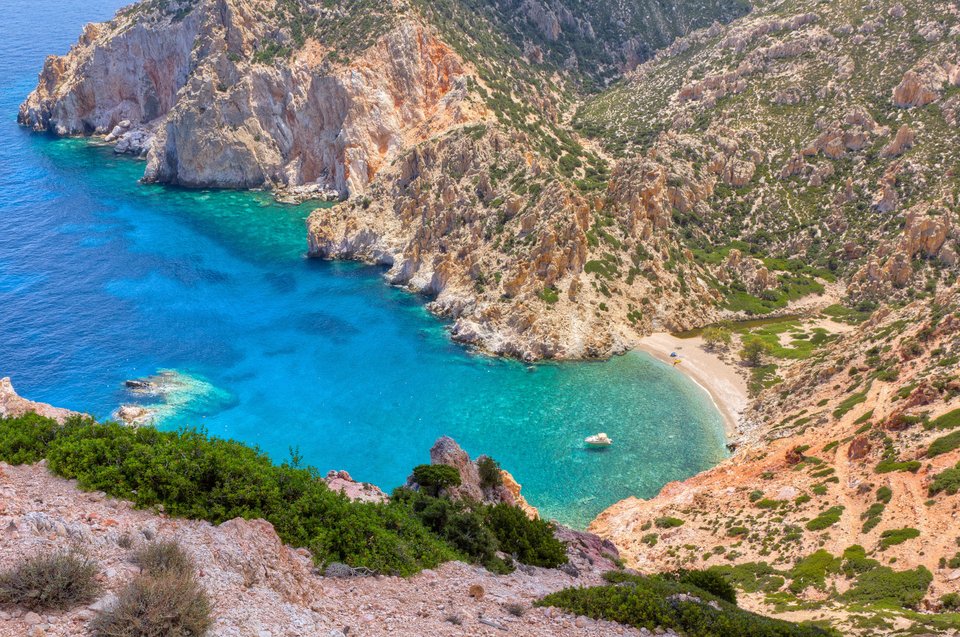 Πολύαιγος, το μεγαλύτερο ακατοίκητο νησί της χώρας / Φωτογραφία: Shutterstock