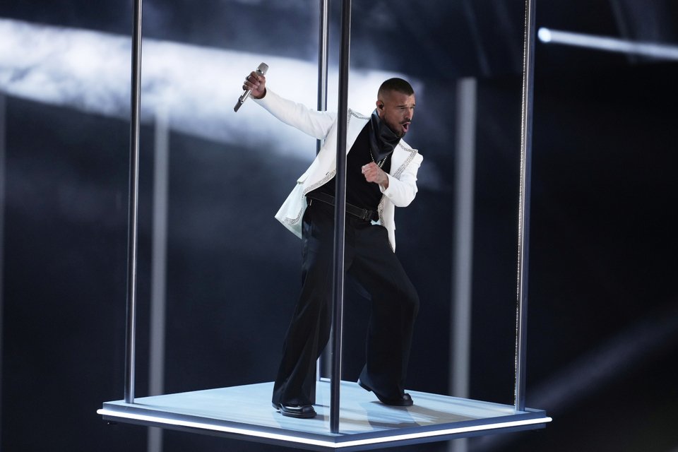 Ο Ρίκι Μάρτιν στη σκηνή των MTV Awards