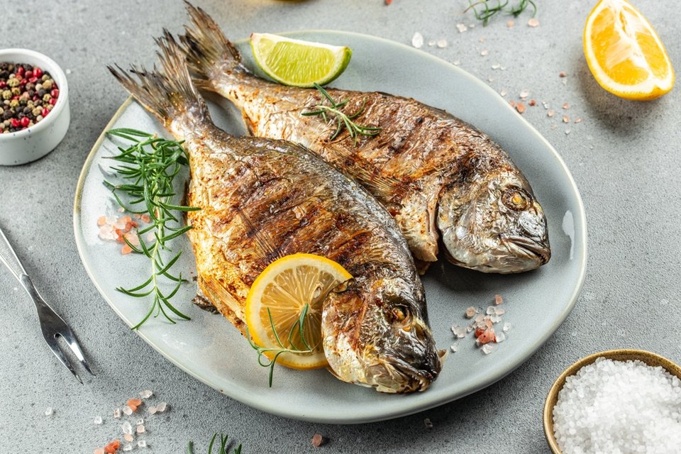 Ψητές τσιπούρες / Φωτογραφία: Shutterstock