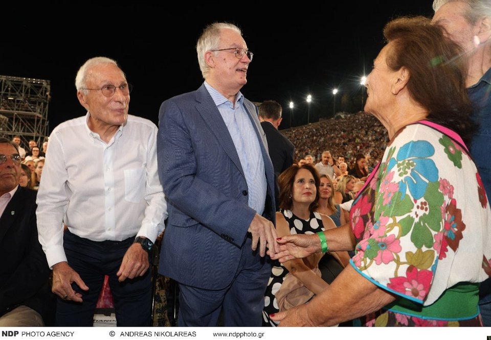 Γιάννης Σπανολιός, Κωνσταντίνος Τασούλας, Βάσω Καζαντζίδη