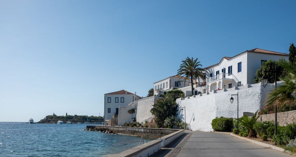 Σπέτσες