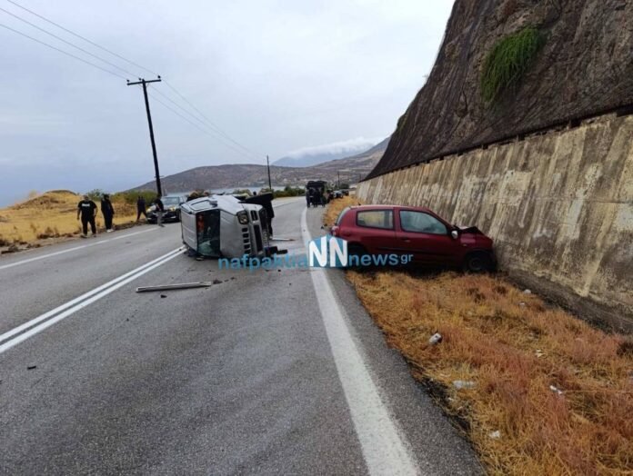 Σοβαρό τροχαίο με τρεις τραυματίες στο Γαλαξίδι
