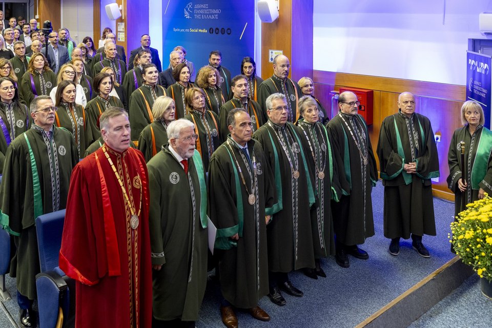 Στιγμιότυπα από την Τελετή Αναγόρευσης του Δρ. Γεωργίου Β. Αποστολόπουλου, Προέδρου του Ομίλου Ιατρικού Αθηνών, σε Επίτιμο Διδάκτορα του Τμήματος Βιοϊατρικών Επιστημών του Διεθνούς Πανεπιστημίου της Ελλάδος