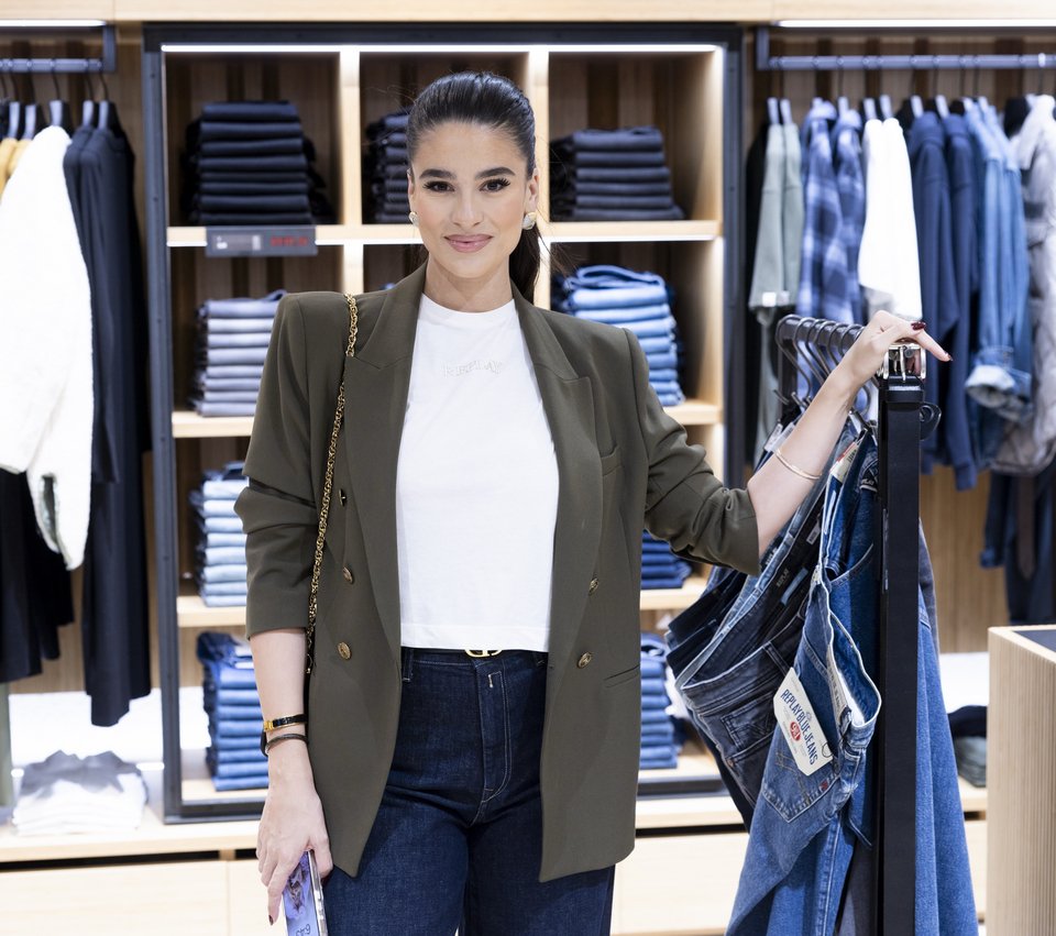 Χρύσα Αυταρά