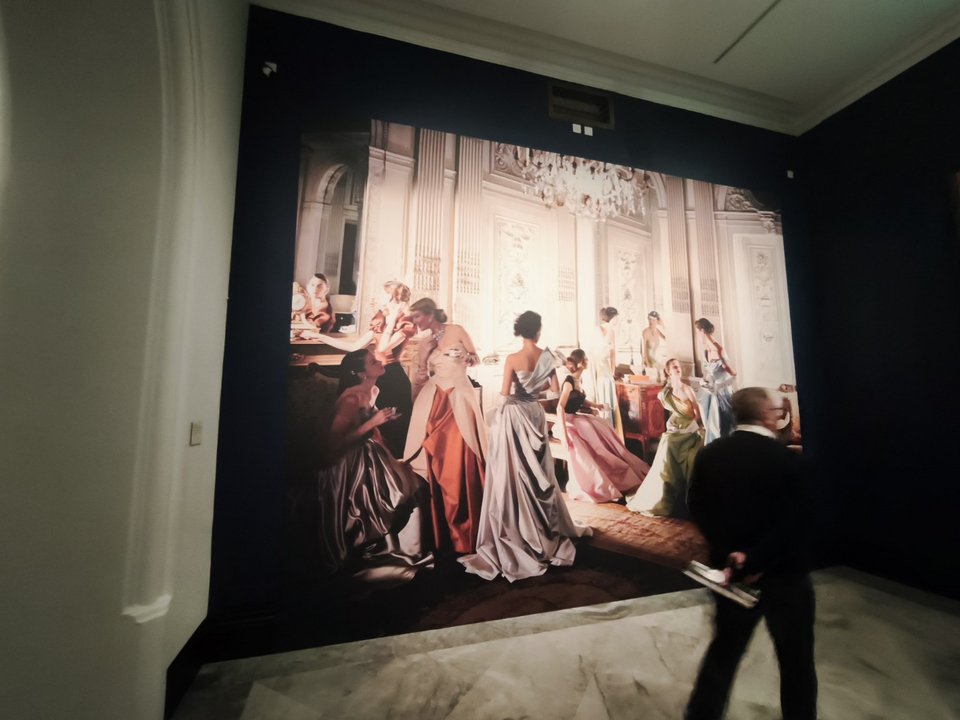 Worldly Colour (Charles James evening dresses), 1948. Original colour transparency.The Cecil Beaton Studio Archive. Image courtesy of the artist and National Portrait Gallery. © Cecil Beaton