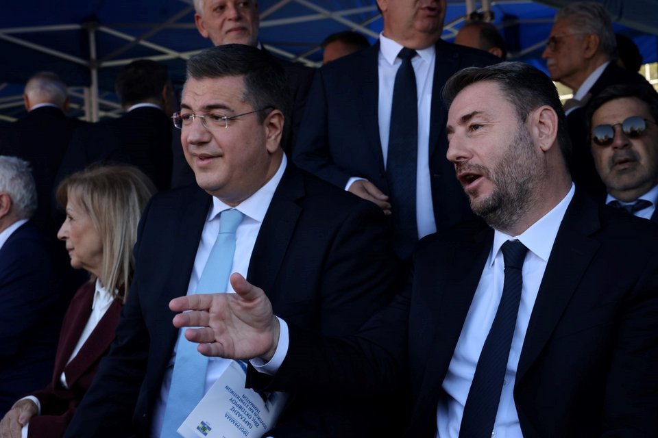 Αποστολος Τζιτζικώστας και Νίκος Ανδρουλάκης