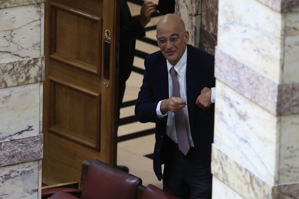 Ο Νίκος Δένδιας στα «ορεινά» της Βουλής / Eurokinissi