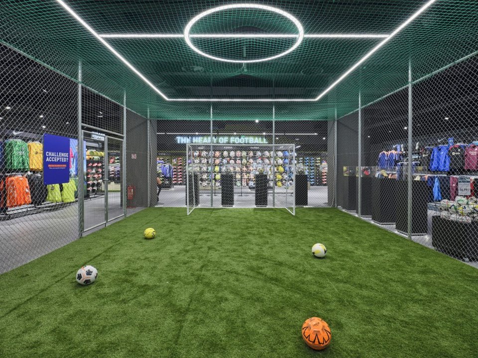 INTERSPORT Football Club Store Ρέντη