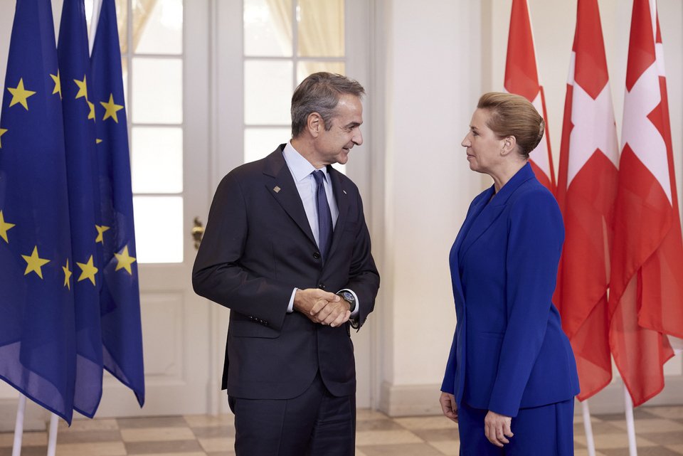 Ο Κυριάκος Μητσοτάκης με τη Δανή ομόλογό του, Μέτε Φρεντέρικσεν / Δημήτρης Παπαμήτσος, Γραφείο Τύπου Πρωθυπουργού μέσω Intime