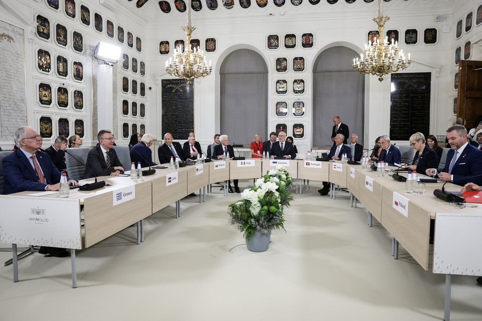 Ο ΠτΔ Κωνσταντίνος Τασούλας στην Άτυπη Σύνοδο Αρχηγών Κρατών της Ομάδας Arraiolos / ΘΟΔΩΡΗΣ ΜΑΝΩΛΟΠΟΥΛΟΣ/ΓΡΑΦΕΙΟ ΤΥΠΟΥ ΠΡΟΕΔΡΙΑΣ ΤΗΣ ΔΗΜΟΚΡΑΤΙΑΣ/EUROKINISSI