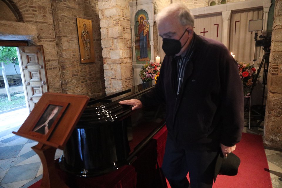 Θλίψη για τον χαμό του σπουδαίου καλλιτέχνη