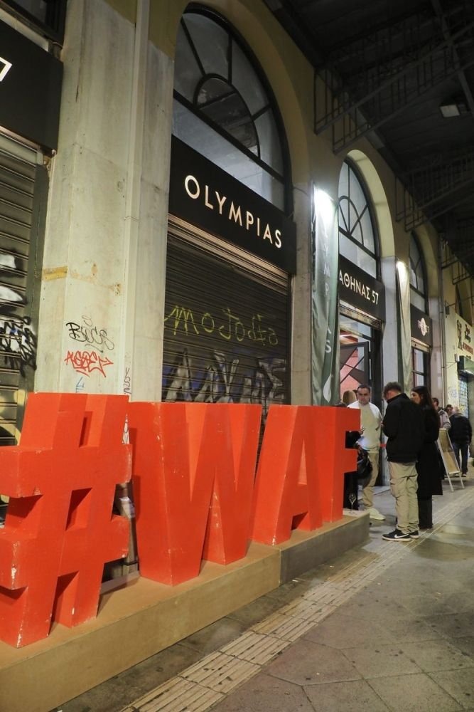 Το Σάββατο 18 και την Κυριακή 19 Οκτωβρίου, σε έναν από τους πιο ιστορικούς χώρους της πόλης, το Ολυμπιάς στο Μοναστηράκι, το φεστιβάλ φιλοξενεί τέχνη και κρασί