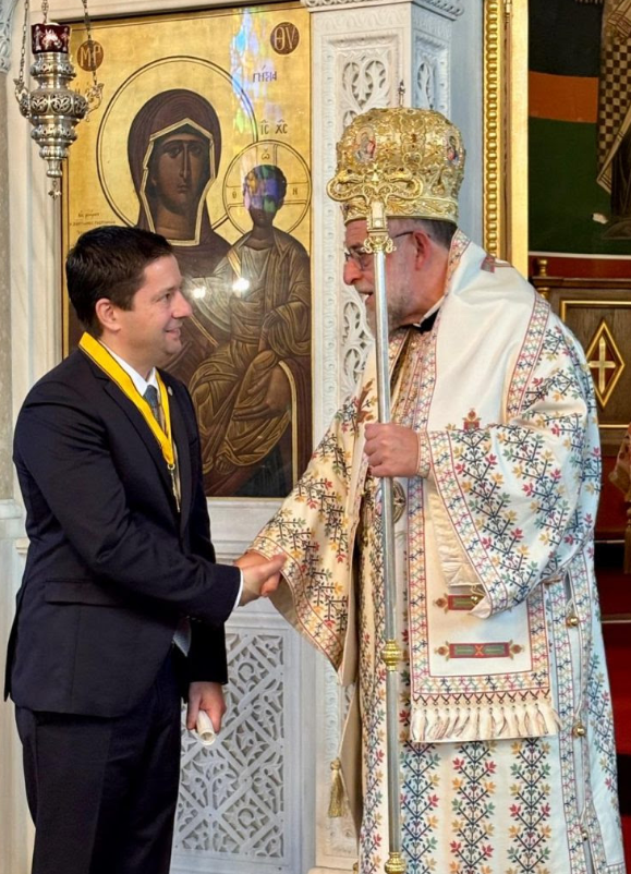Ο Μητροπολίτης Ρόδου τίμησε τον Πρύτανη του ΕΚΠΑ, Γεράσιμο Σιάσο